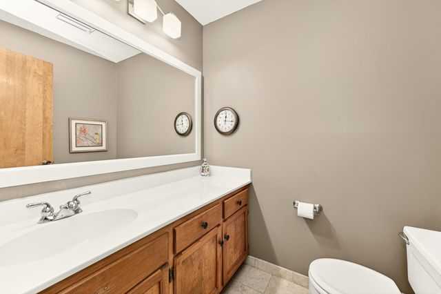 5241 Roselee Circle NW, Byron, MN 55920