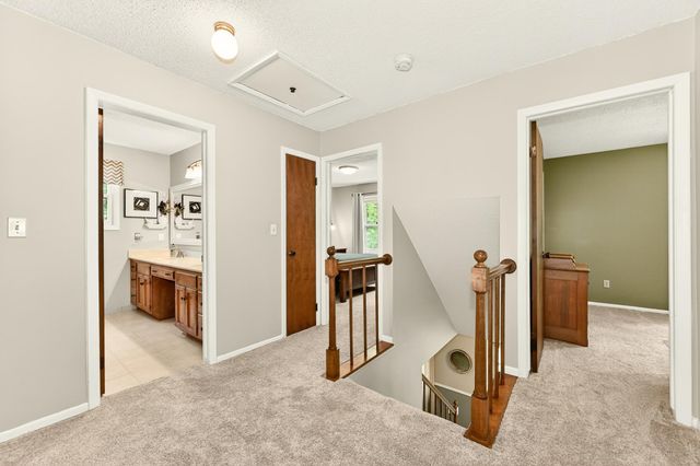 5241 Roselee Circle NW, Byron, MN 55920