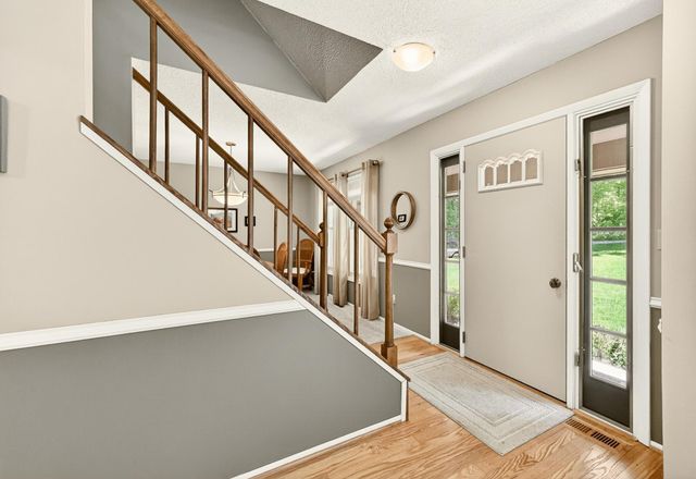 5241 Roselee Circle NW, Byron, MN 55920