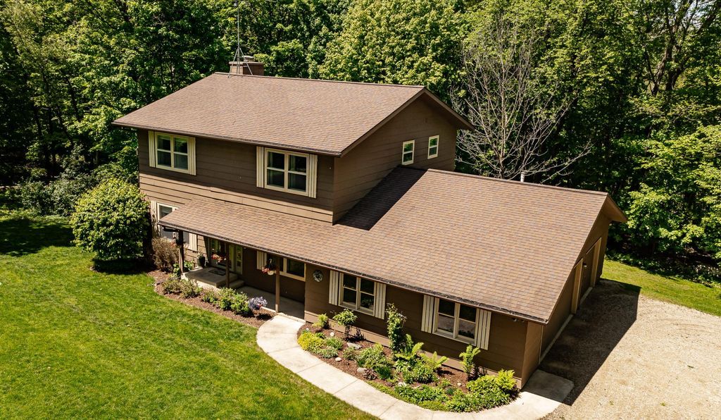 5241 Roselee Circle NW, Byron, MN 55920