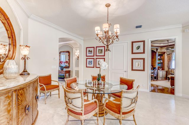 11558 Villa Vasari Drive, Palm Beach Gardens, FL 33418