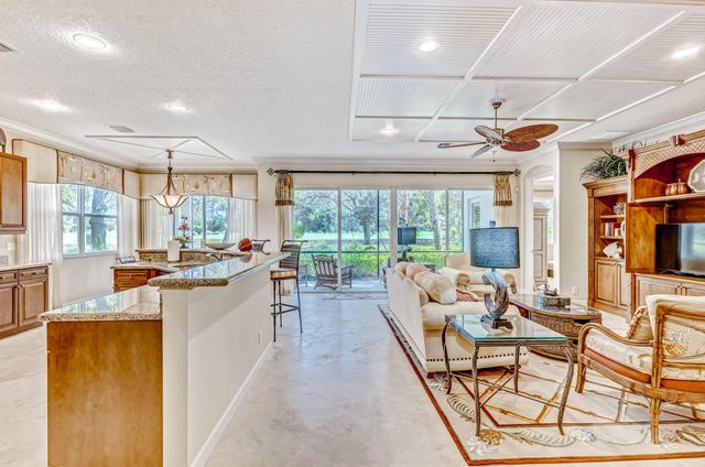 11558 Villa Vasari Drive, Palm Beach Gardens, FL 33418