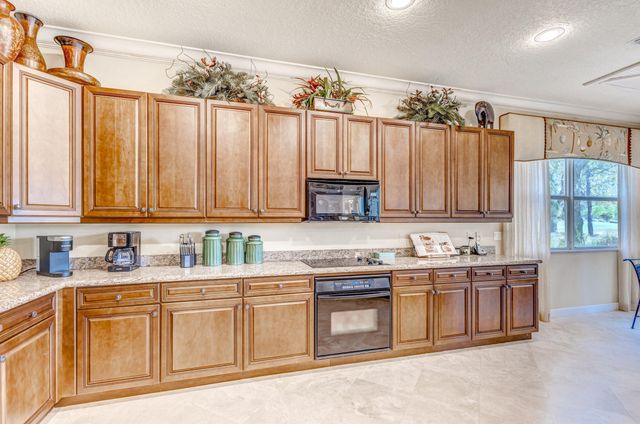 11558 Villa Vasari Drive, Palm Beach Gardens, FL 33418