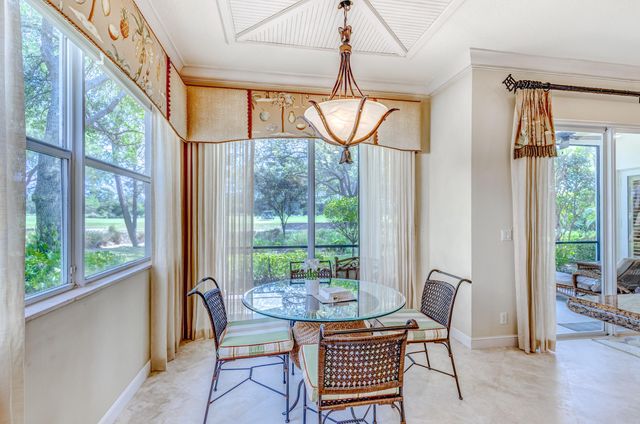 11558 Villa Vasari Drive, Palm Beach Gardens, FL 33418
