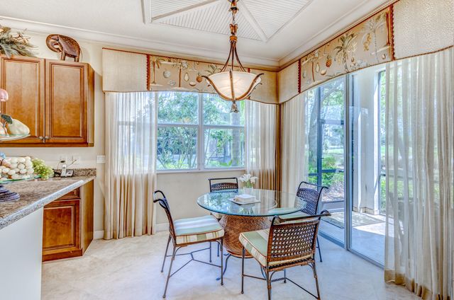 11558 Villa Vasari Drive, Palm Beach Gardens, FL 33418