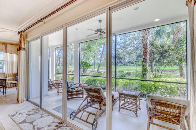 11558 Villa Vasari Drive, Palm Beach Gardens, FL 33418