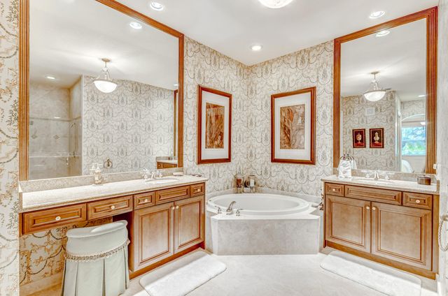 11558 Villa Vasari Drive, Palm Beach Gardens, FL 33418