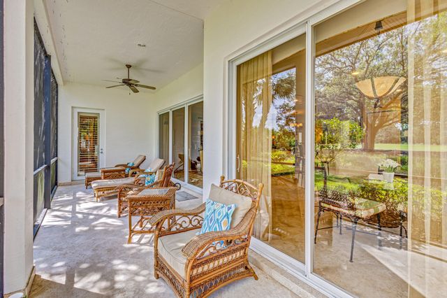 11558 Villa Vasari Drive, Palm Beach Gardens, FL 33418
