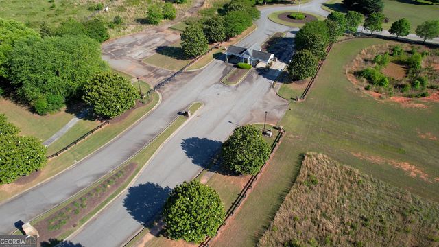 1031 Clubhouse Drive, Madison, GA 30650