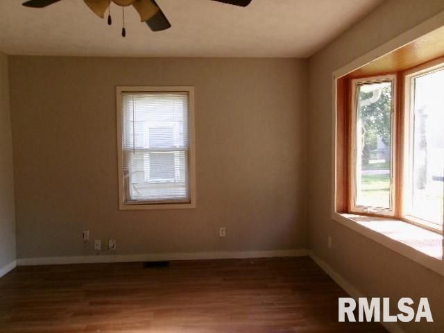 3726 N DAYTON Avenue, Peoria, IL 61614