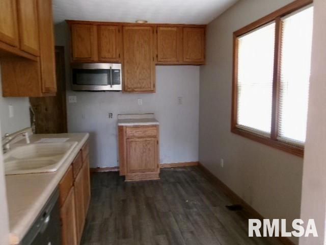 3726 N DAYTON Avenue, Peoria, IL 61614