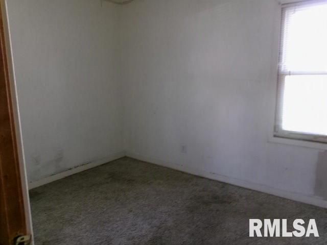 3726 N DAYTON Avenue, Peoria, IL 61614
