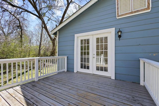 905 Thatcher Street, Denison, TX 75020