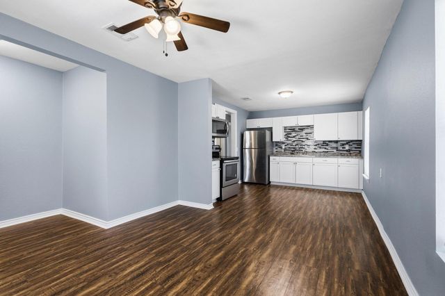 905 Thatcher Street, Denison, TX 75020