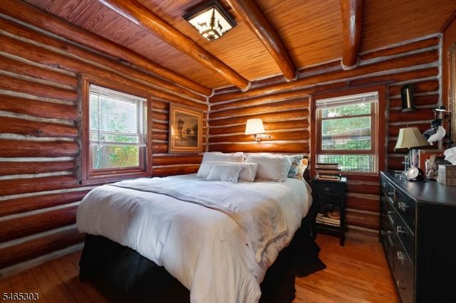66 Bearfort Rd, West Milford Twp., NJ 07480