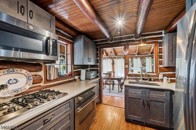 66 Bearfort Rd, West Milford Twp., NJ 07480