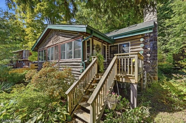 66 Bearfort Rd, West Milford Twp., NJ 07480