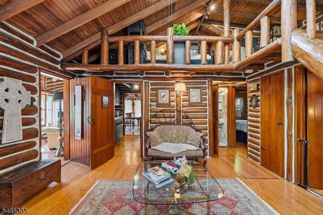 66 Bearfort Rd, West Milford Twp., NJ 07480