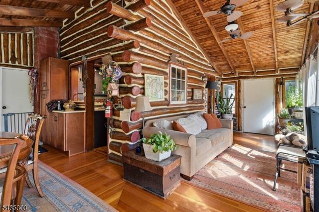 66 Bearfort Rd, West Milford Twp., NJ 07480