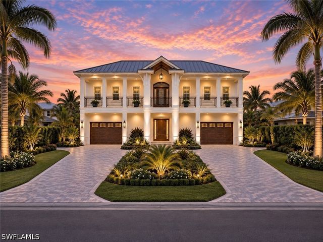2223 Harbor RD, Naples, FL 34104