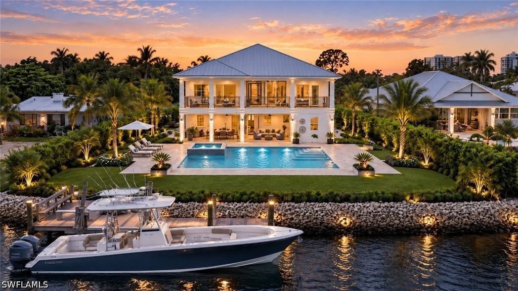 2223 Harbor RD, Naples, FL 34104