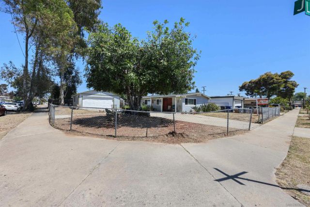 559 Lindsay Street, El Cajon, CA 92020