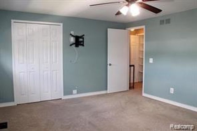 19848 Irongate, Northville, MI 48167