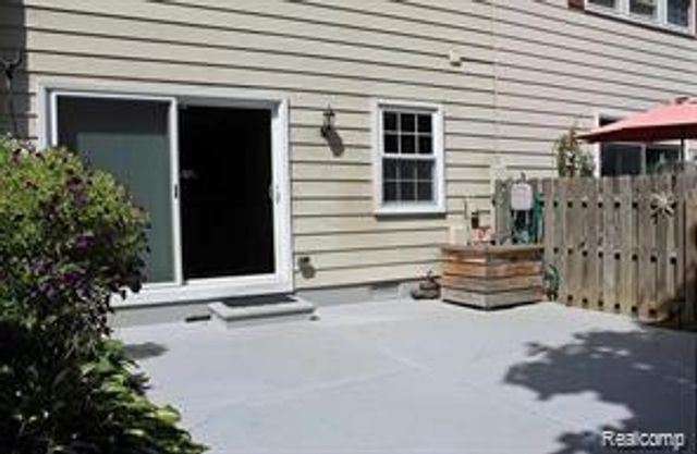 19848 Irongate, Northville, MI 48167