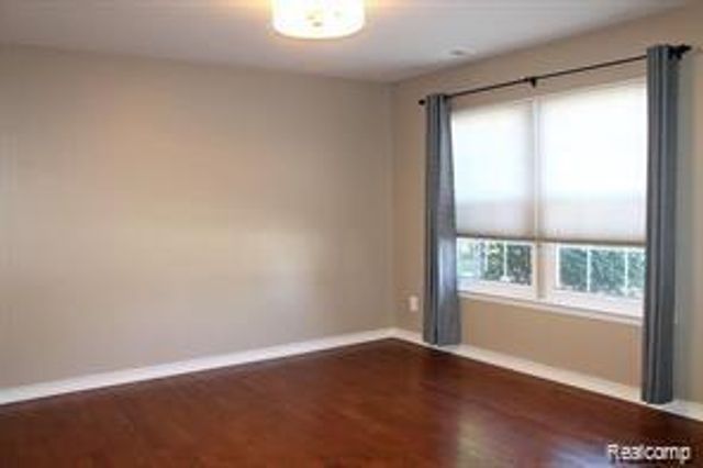 19848 Irongate, Northville, MI 48167