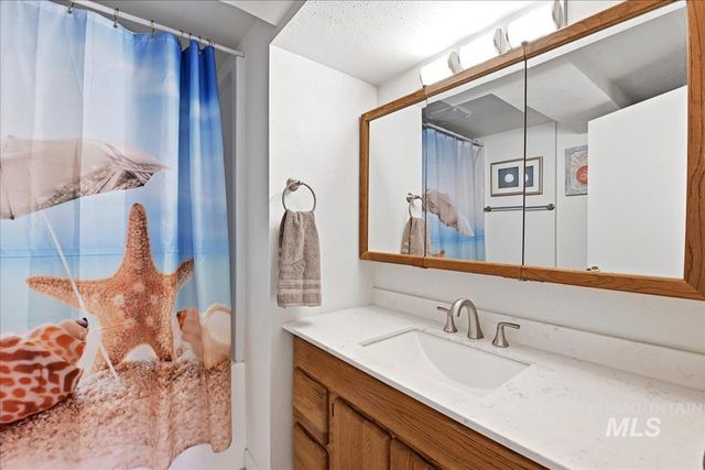 6710 W Ustick, Boise, ID 83704