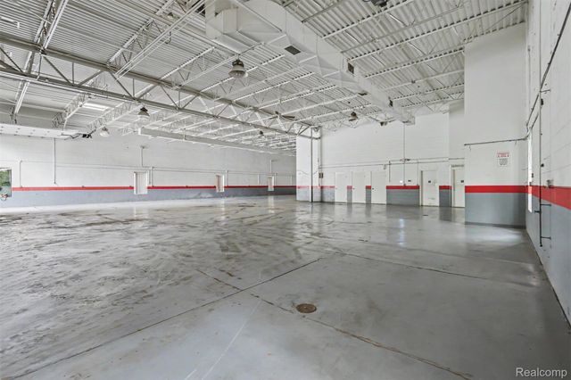 3241 S Gulley Road, Dearborn, MI 48124