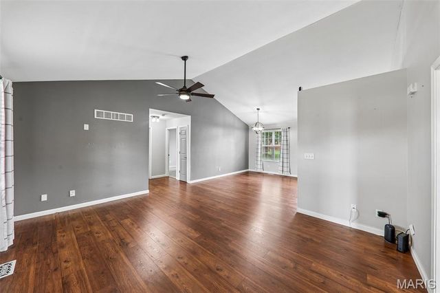 409 Hartman Lane, Waterloo, IL 62298