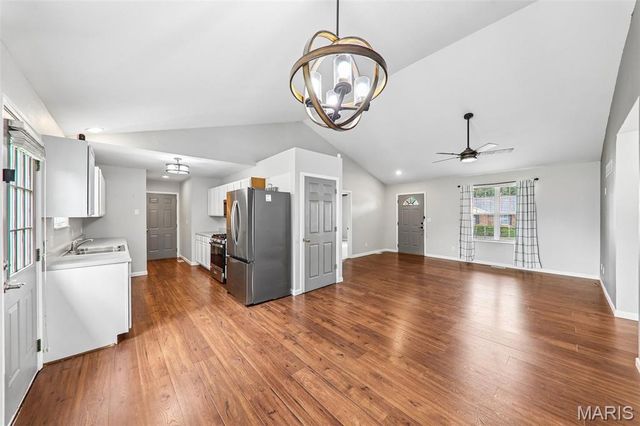 409 Hartman Lane, Waterloo, IL 62298