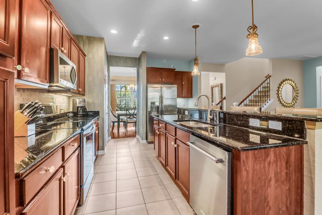 3230 Conservancy Lane, Charleston, SC 29414