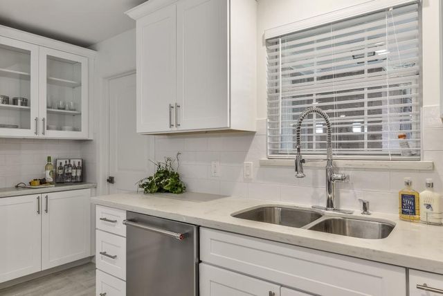 5470 Darnell Street, Houston, TX 77096