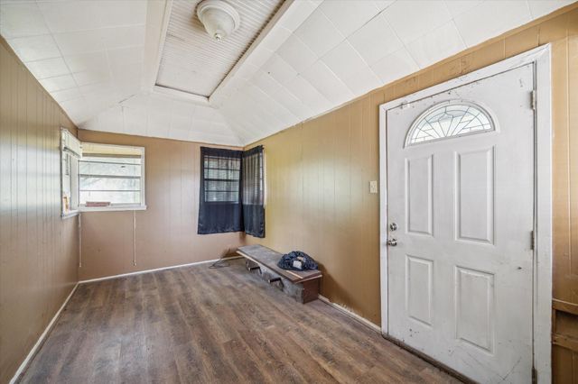 4427 Providence, Houston, TX 77020