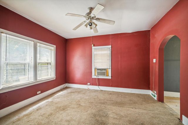 4427 Providence, Houston, TX 77020