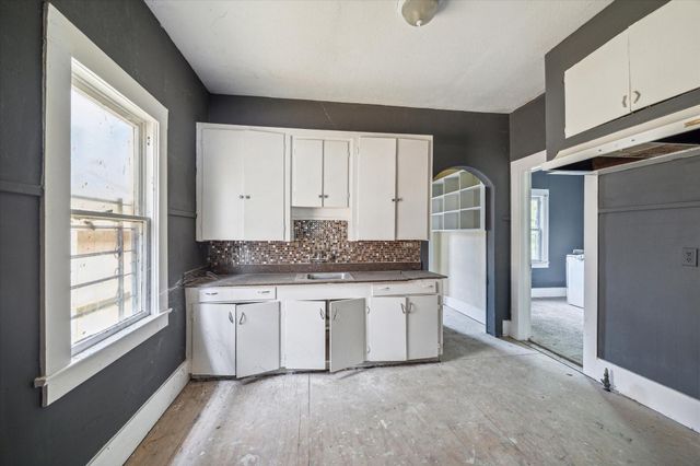 4427 Providence, Houston, TX 77020