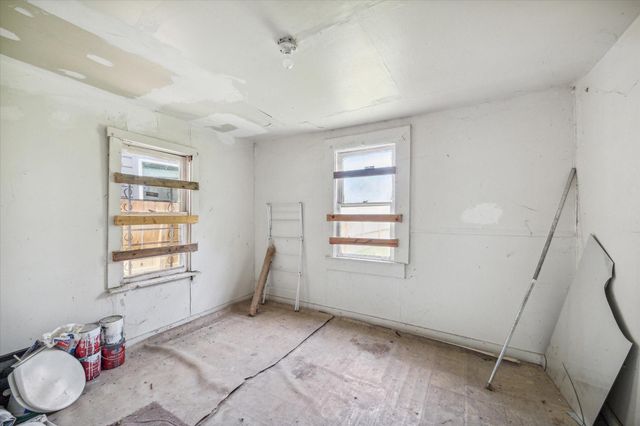 4427 Providence, Houston, TX 77020