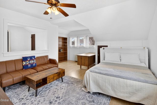 53 Fleetwood Avenue, Albany, NY 12208