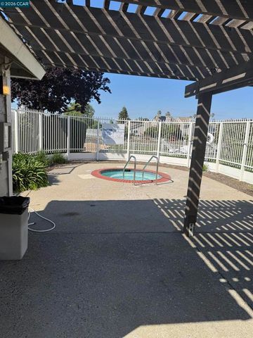 266 Heron Dr, Pittsburg, CA 94565