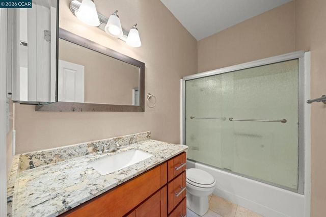 266 Heron Dr, Pittsburg, CA 94565