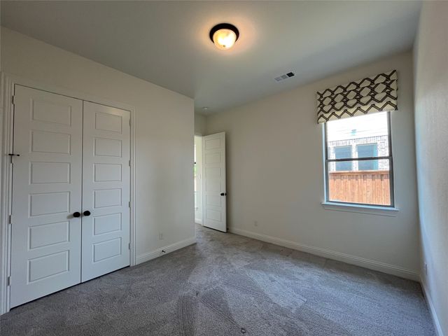 2403 Royal Dove Lane, Mansfield, TX 76063