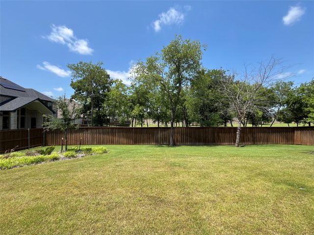 2403 Royal Dove Lane, Mansfield, TX 76063