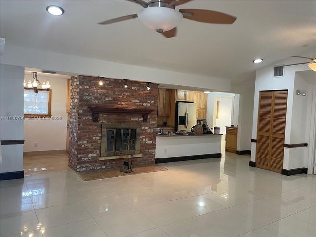 258 SW 1st Ct HOUSE, Dania Beach, FL 33004