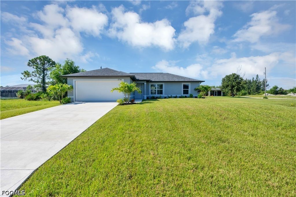 2623 NW Juanita PL, Cape Coral, FL 33993