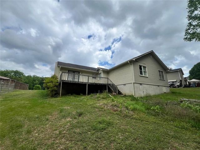 148 River Ridge Drive, Carrollton, GA 30117