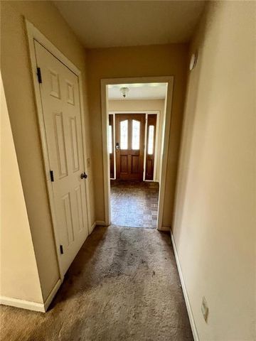 148 River Ridge Drive, Carrollton, GA 30117