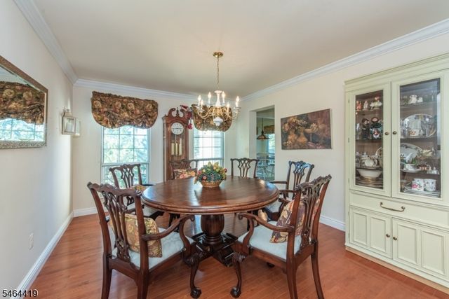 8 Birdseye Cir, Wayne Twp., NJ 07470