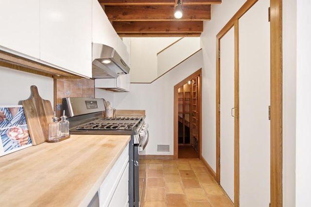 142 Josiah Avenue, San Francisco, CA 94112